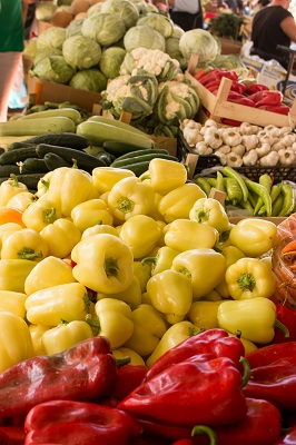Algarve farmers market veg stall