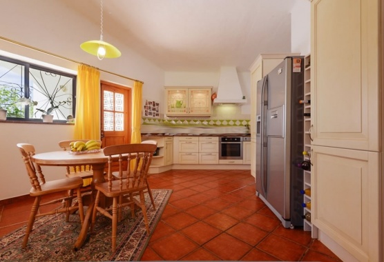 Villa for sale Vale de Milho Carvoeiro Algarve - Meravista Ref 122234 - kitchen 