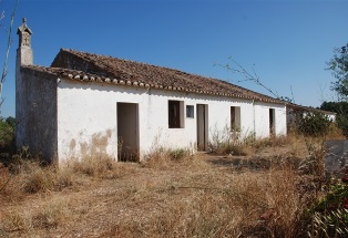 Ruin for renovation Sagracal Lagos Algarve Portugal