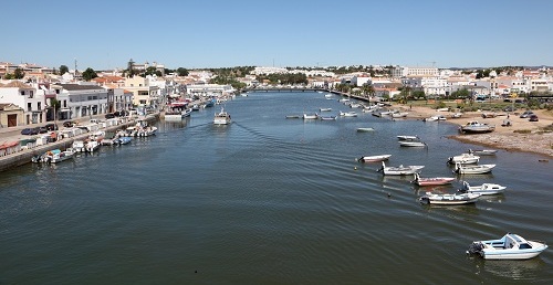 Algarve shopping Tavira riverside