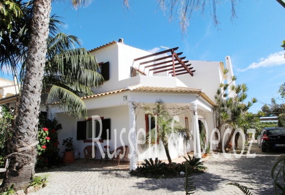 Three bedroom villa for sale in Olhao