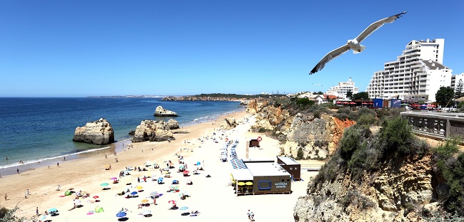 Popular Algarve blue flag beach