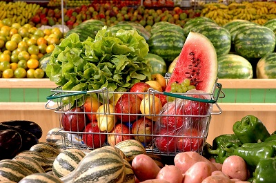 Algarve supermarket fruit and veg