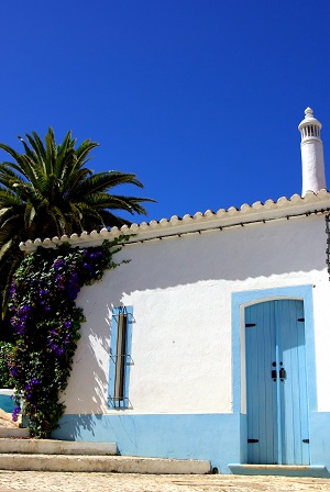 A well maintained villa in Portugal