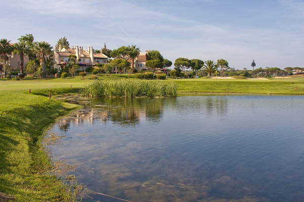 Vale de Lobo villas