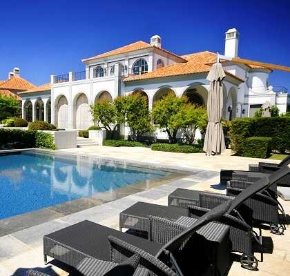 Poolside Villa Algarve Portugal