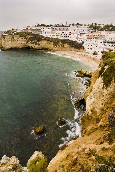 Lagoa Carvoeiro coast